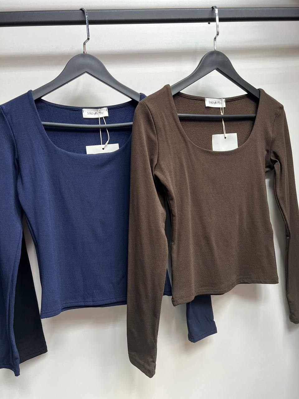 трикотажная блузка,лонгслив женский,блузки женские,укороченный лонгслив,лонгслив женский с вырезом