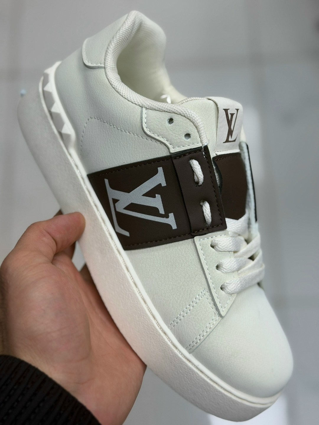 кроссовки valentino,кеды valentino,кроссовки valentino женские,кеды валентино,