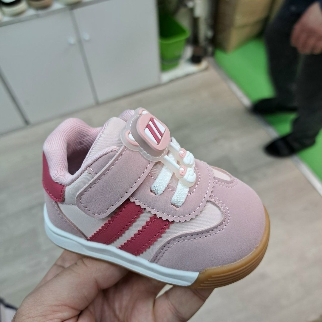 детские кроссовки,,детская ,кроссовки для малыша,детские кроссовки для девочек