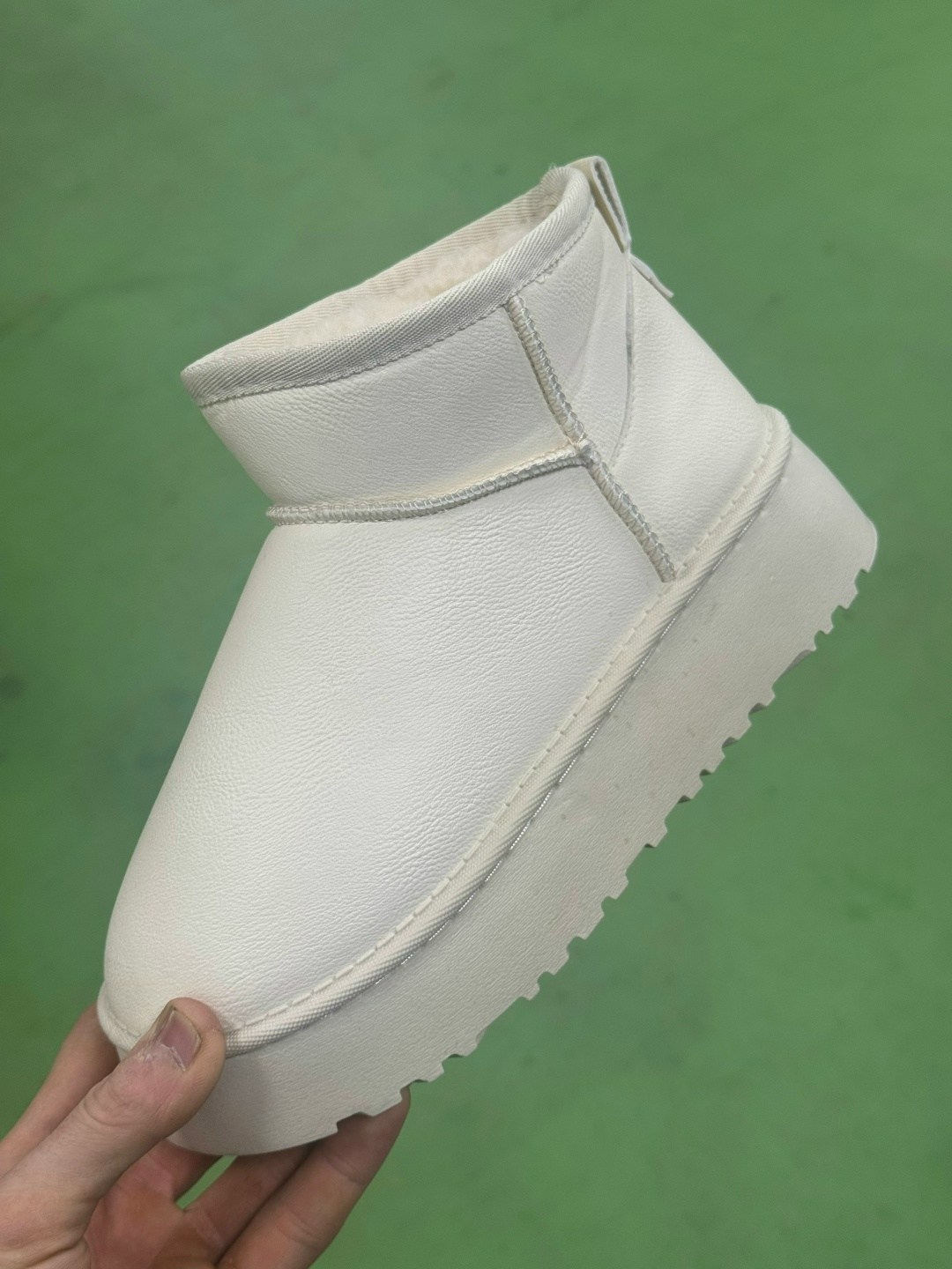 угги женские,угги белые,зимние женские угги,угги белые женские,