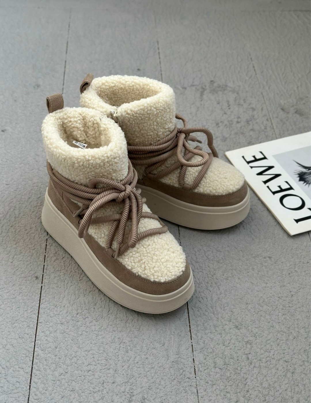 ботинки угги зимние натуральные на меху и платформе,угги женские,,короткие угги луноходы женские на платформе со шнурками,зимняя женская