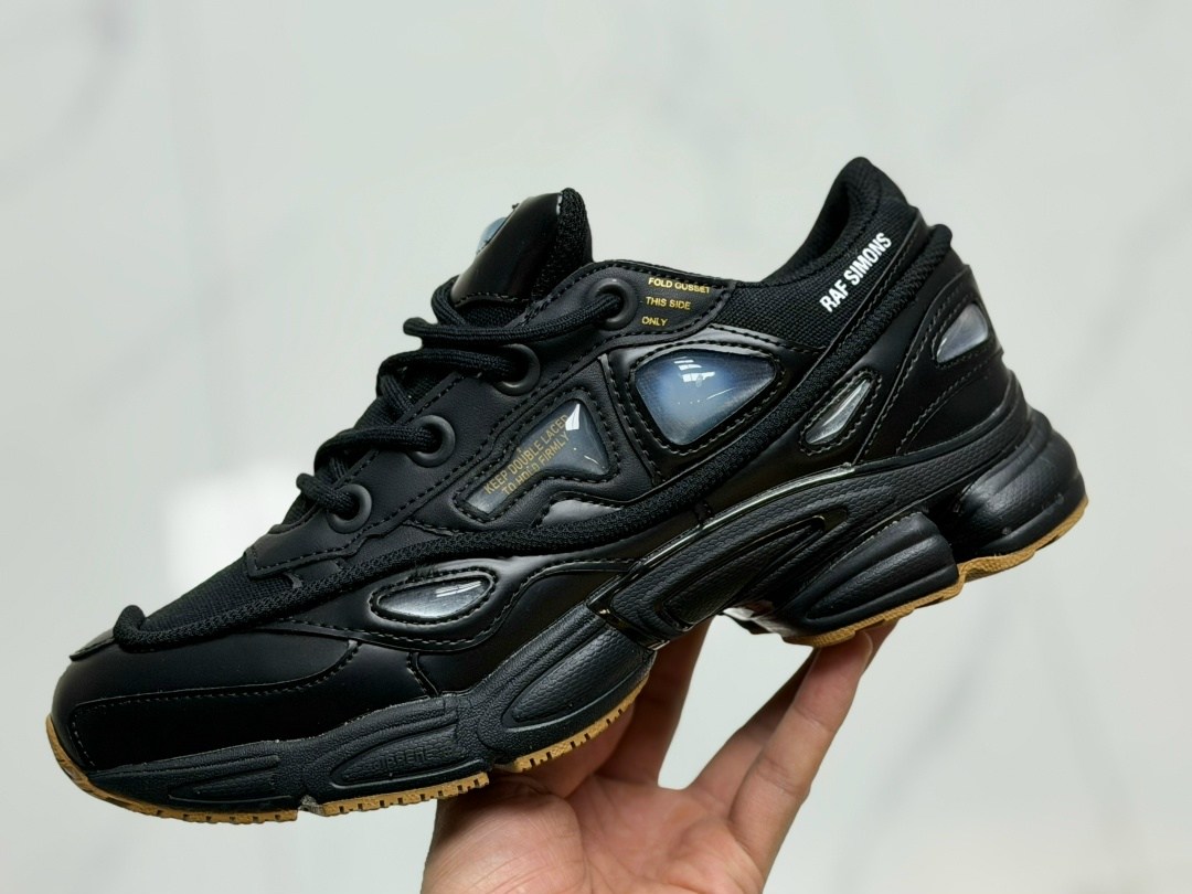 adidas x raf simons ozweego iii white talc,adidas ozweego 3 raf simons white,кроссовки adidas ozweego 3 raf simons white,adidas raf simons ozweego,adidas raf simons ozweego 3 cream white