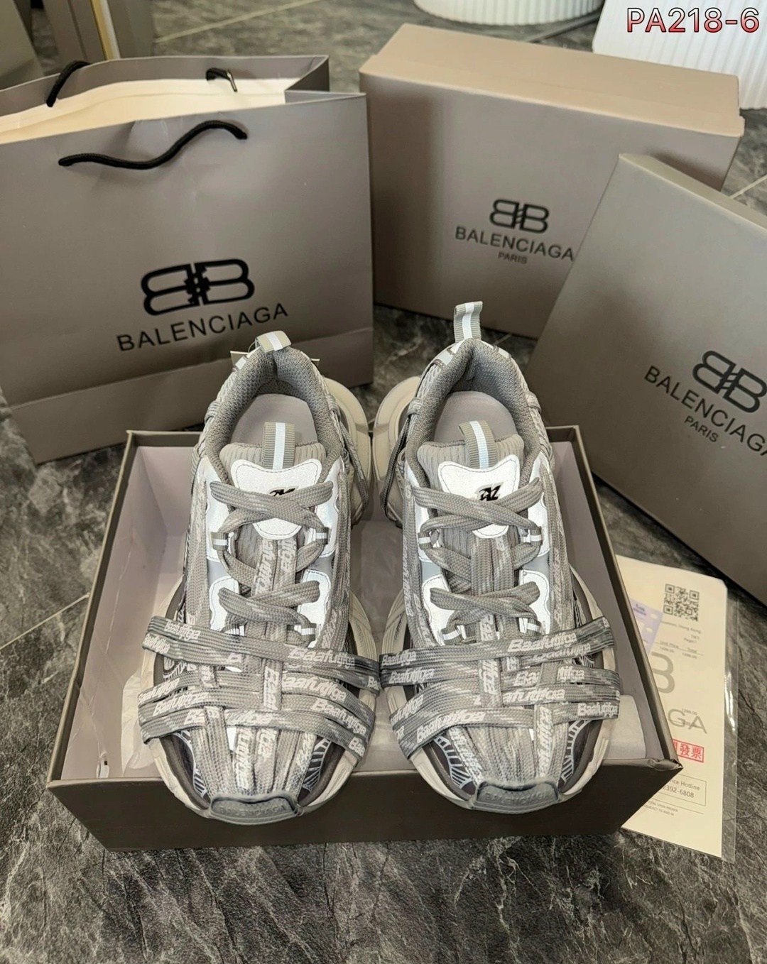 кроссовки женские balenciaga,кроссовки 3xl sneaker массивные на шнуровке balenciaga,новая коллекция баленсиага 2025 кроссовки,кроссовки balenciaga,кроссовки женские balenciaga 3xl sneaker premium