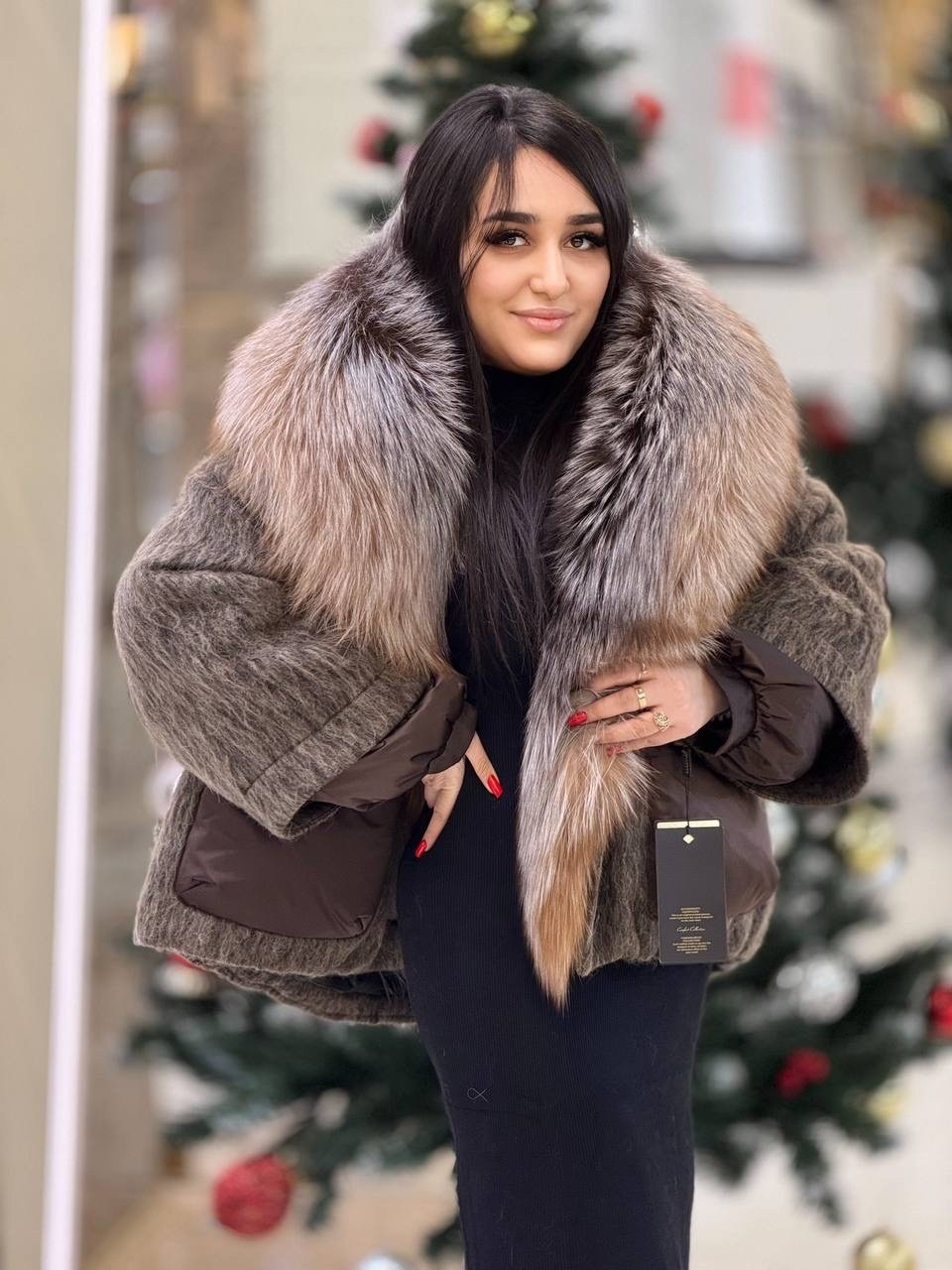 куртка - пуховик с мехом чернобурки city furs,пуховик женский с натуральным мехом,пуховик с натуральным мехом,пуховик с мехом,пуховик с натуральным мехом чернобурки короткий