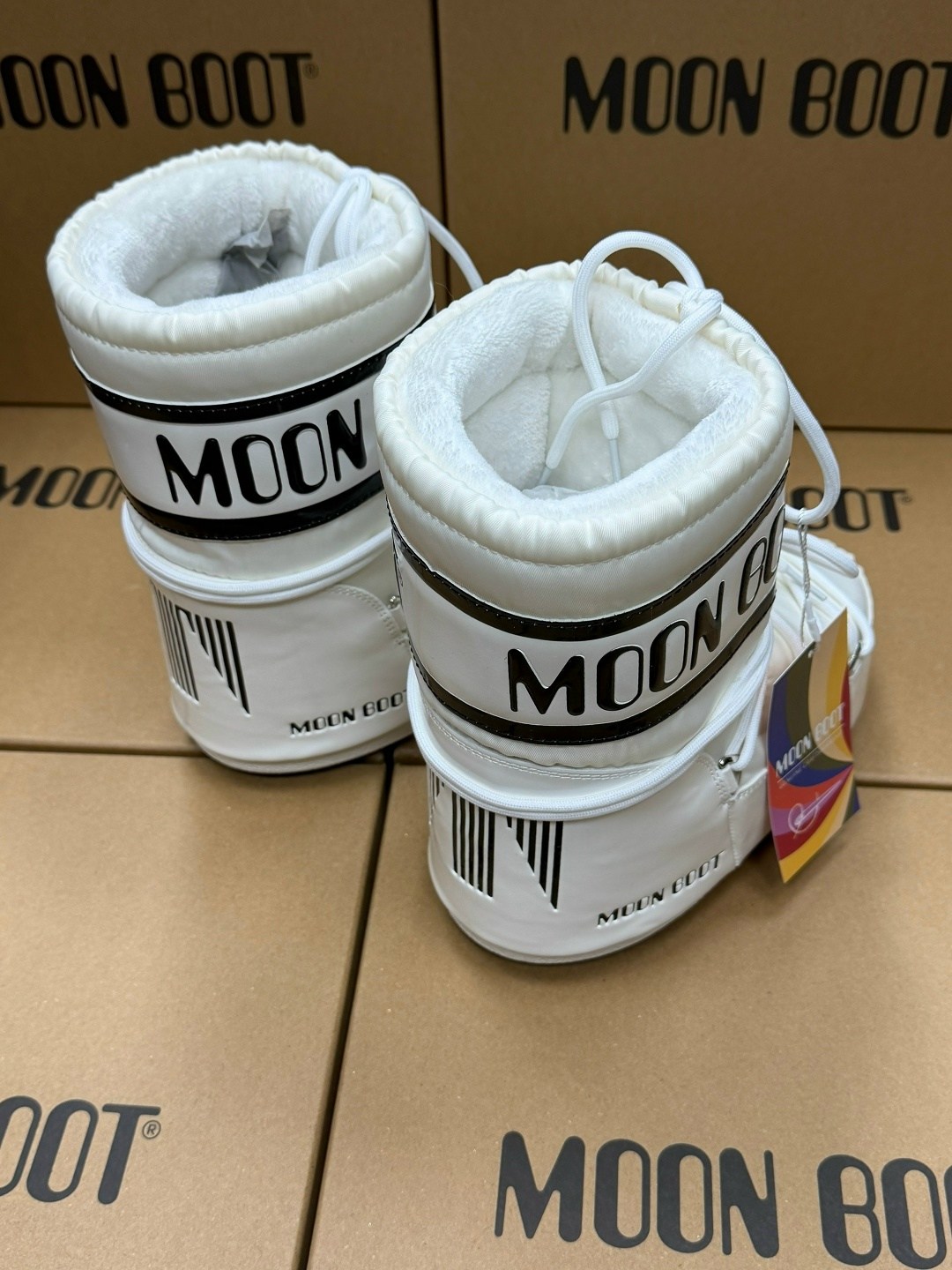 луноходы moon boot,низкие нейлоновые ботинки icon moon boot белый,ботинки moon boot,луноходы унисекс moon boot icon low 80d1409340a001 белые 36/38 eu,дутыши moon boot