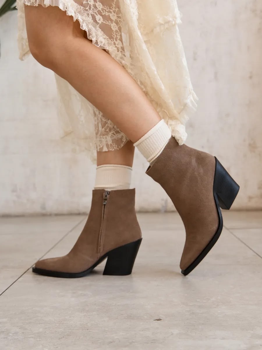 вельветовая рубашка женская,рубашка вельветовая,рубашка женская trendyol tcraw22uk0085 коричневая,рубашка оверсайз вельветовая,zolla вельветовая рубашка