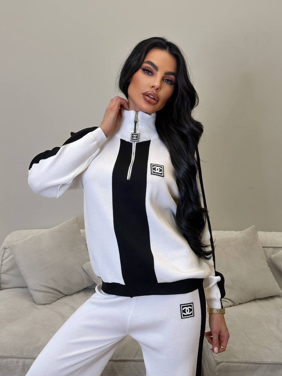 костюм спортивный женский,трикотажные костюмы,спортивный костюм,белые костюмы,белые спортивные костюмы