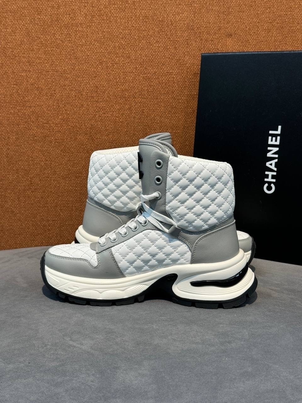 кроссовки chanel,женские кроссовки chanel,кроссовки шанель женские,кеды шанель женские,кроссовки шанель