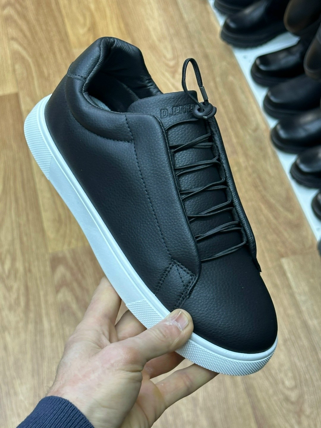 ,кеды мужские белые,мужская  кроссовки,кеды кожаные,белые кожаные кеды