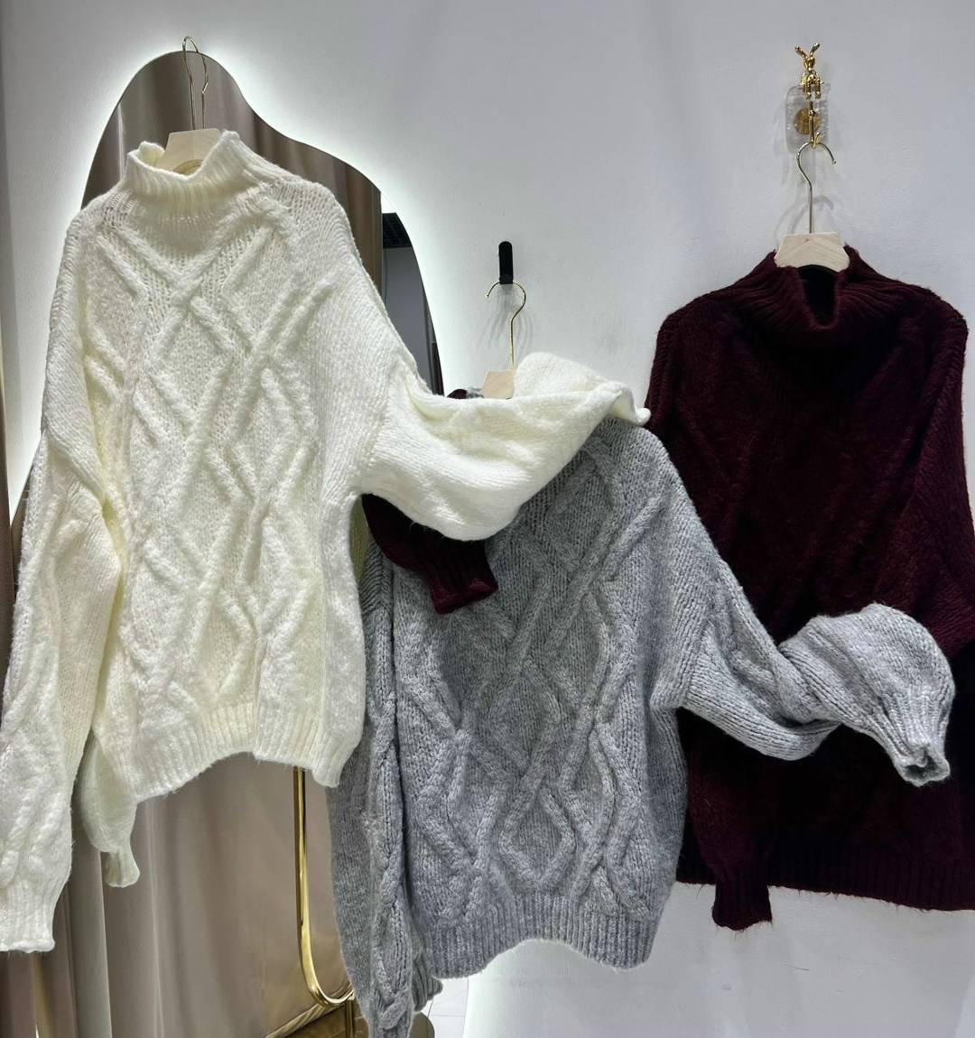 вязаный свитер оверсайз,свитер оверсайз джемпер,свитер,женский свитер оверсайз,свитер косами