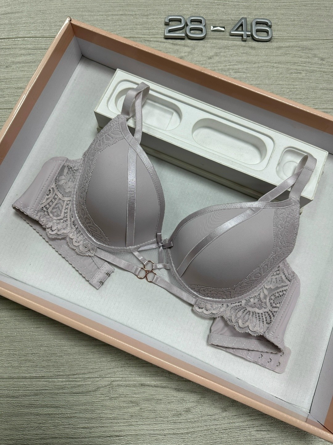 бюстгальтер пуш ап,бюстгальтер,женский бюстгальтер с пуш ап,женский бюстгальтер,нижнее белье бюстгальтер