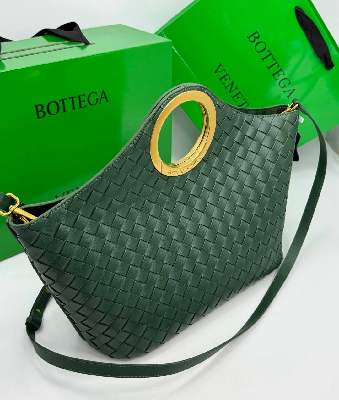 женская сумка bottega veneta,сумка bottega veneta,сумка bottega,оливковая кожаная сумка bottega veneta andiamo large,сумка боттега венета