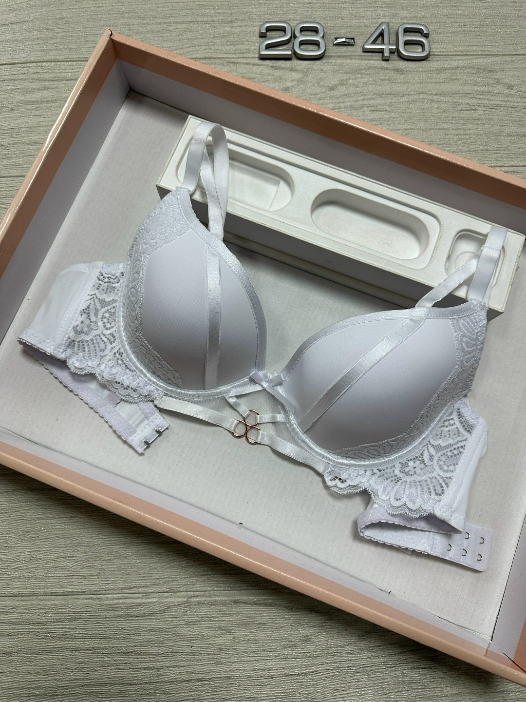 бюстгальтер пуш ап,бюстгальтер,женский бюстгальтер с пуш ап,женский бюстгальтер,нижнее белье бюстгальтер