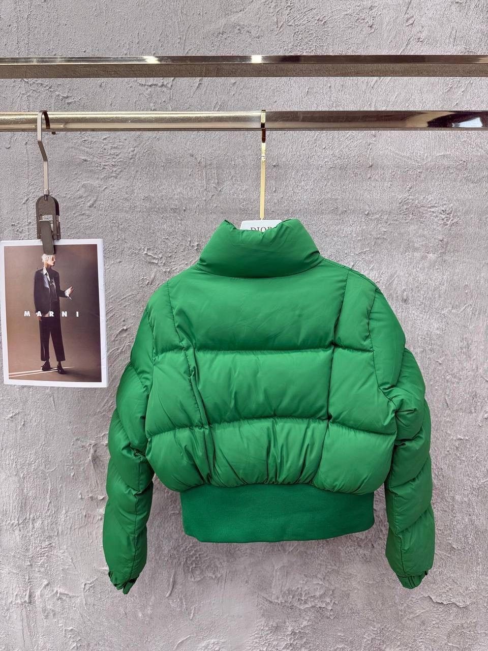 пуховик боттега венета зеленый,куртка женская,повседневная куртка,короткая куртка,модная куртка