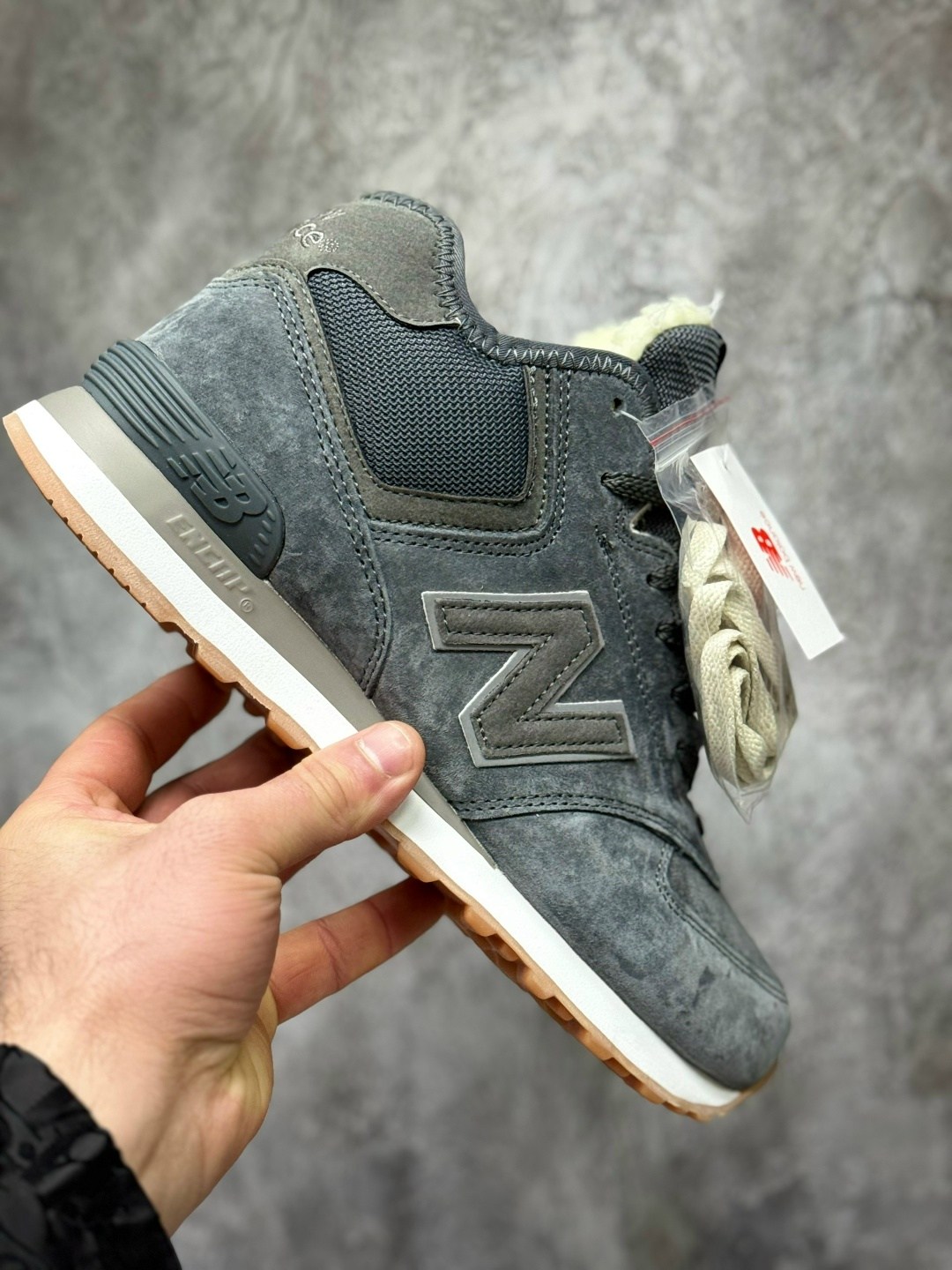 мужские зимние кроссовки new balance 574,кроссовки new balance 574 высокие зимние с мехом,кроссовки зимние new balance 574,кроссовки new balance зимние,кроссовки высокие зимние new balance 574 grey