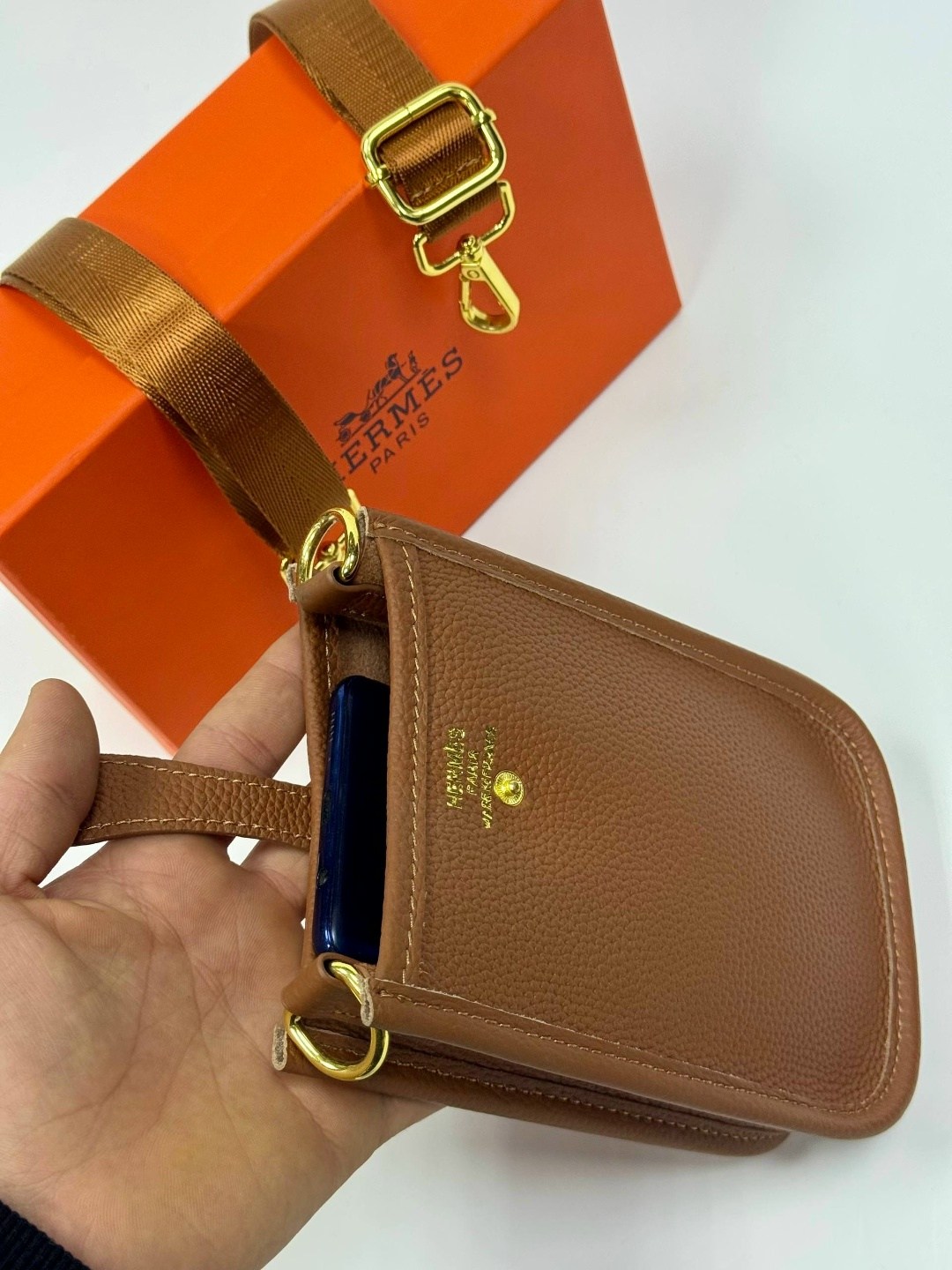 сумка hermes,женская сумка hermes для телефона,сумочка хермес мини,сумка для телефона hermes,телефон hermes