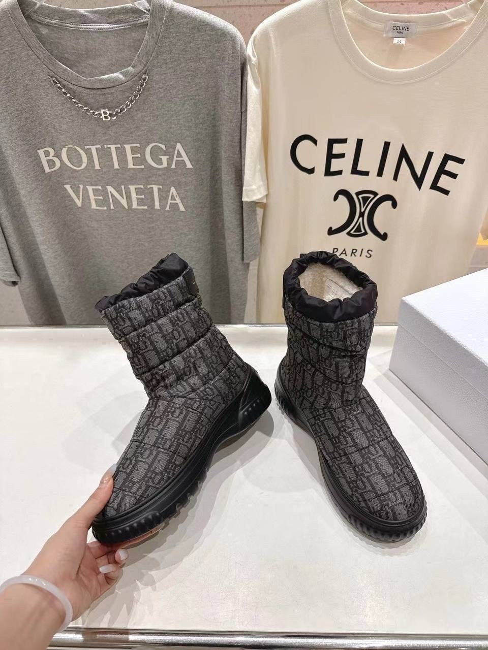 ,зимние женские сапоги, женская зимняя,зимние ботинки фенди,женские сапоги