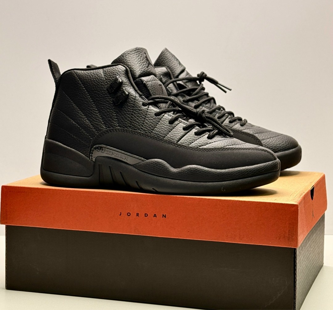 jordan 12 black,кроссовки air jordan 12 retro gs 'wool' черный,air jordan 12,кроссовки air jordan 12 retro winterized gs triple black,кроссовки air jordan 12 retro winterized bq6852-001 черный