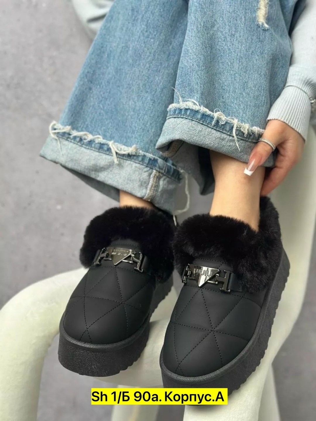 женские угги,угги женские зимние,,угги,угги зимние короткие черные с мехом