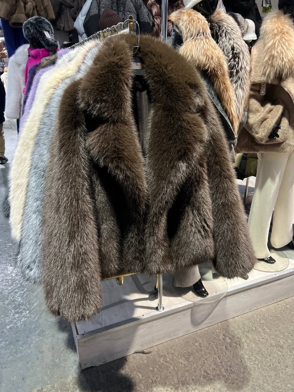 женская шуба,шуба искусственная,шуба,шуба из эко меха,шуба женская из искусственного меха
