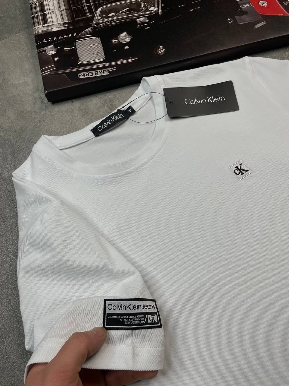 футболки для мужчин,белая мужская футболка,футболка мужская,футболки брендовые,футболка