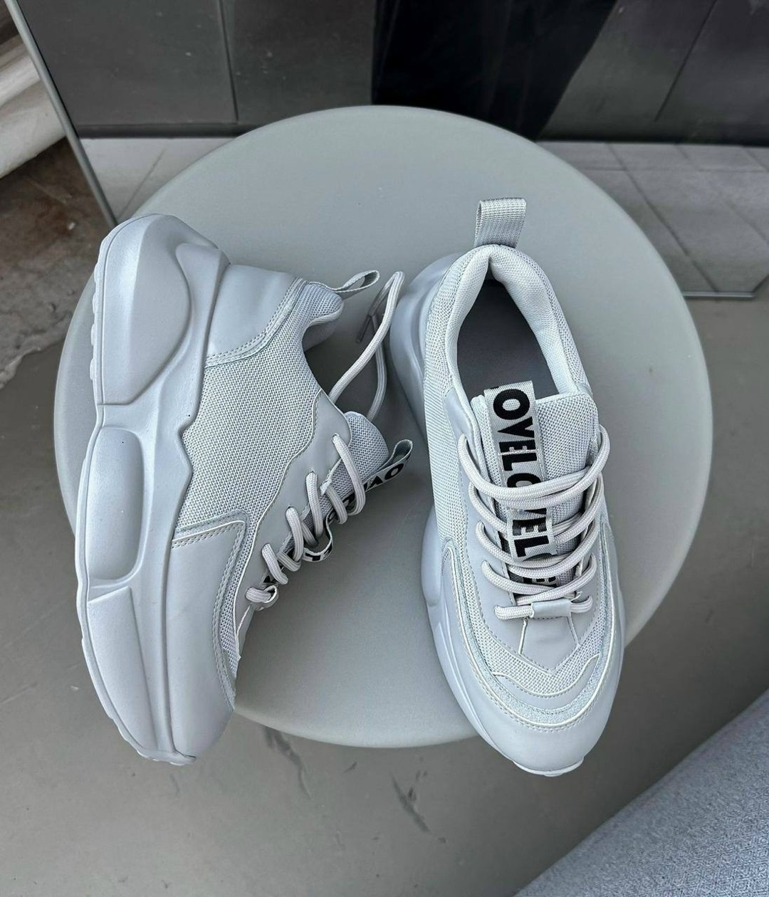 ,кроссовки женскиe,массивные кроссовки для женщин,массивные кроссовки женские,кроссовки массивные