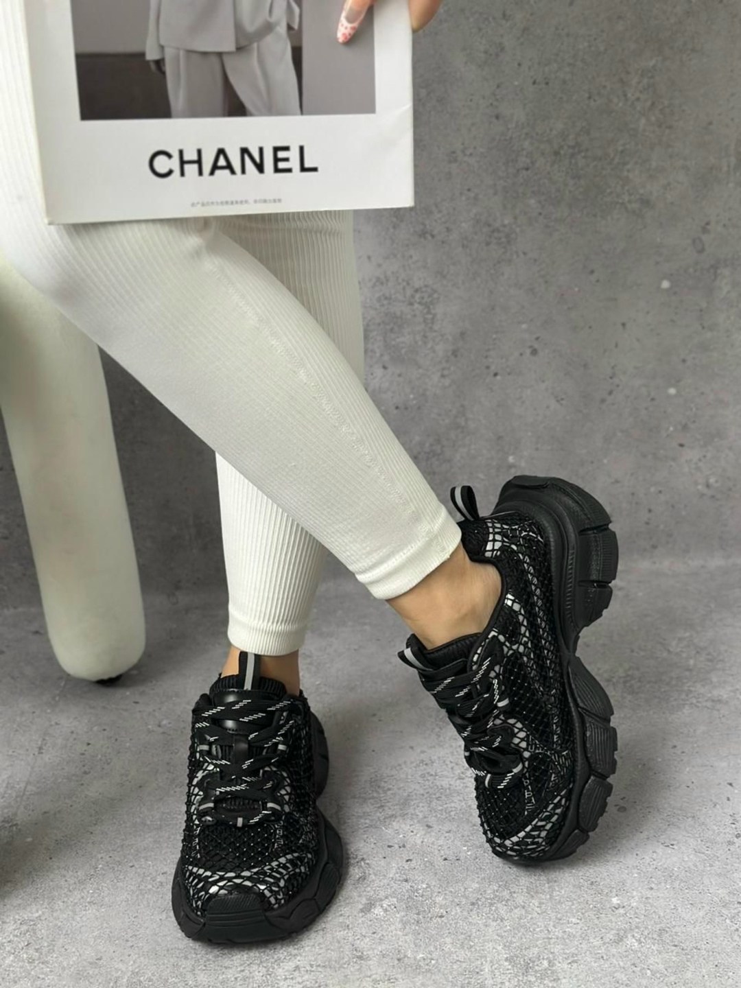 кроссовки женскиe,массивные кроссовки женские,кроссовки модные,кроссовки стильные,