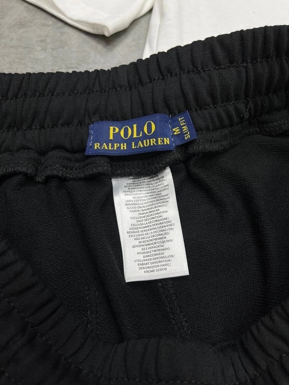 комплект спортивного костюма,спортивные костюм,мужские спортивные костюмы,комплект футболка и шорты,костюм мужской