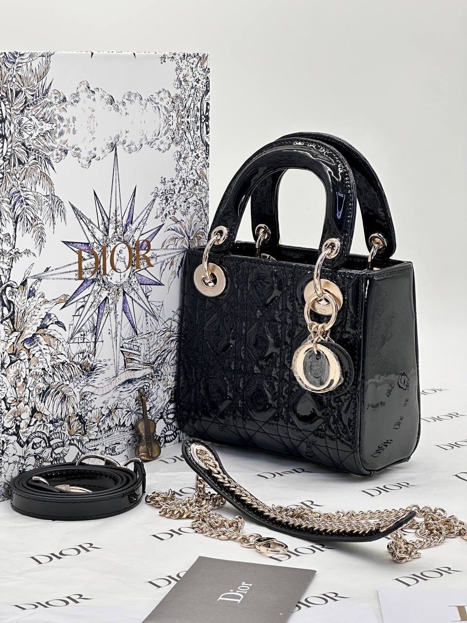 сумка lady dior натуральная кожа лак,сумка dior,christian dior сумка,сумка christian dior lady dior,сумка женская dior
