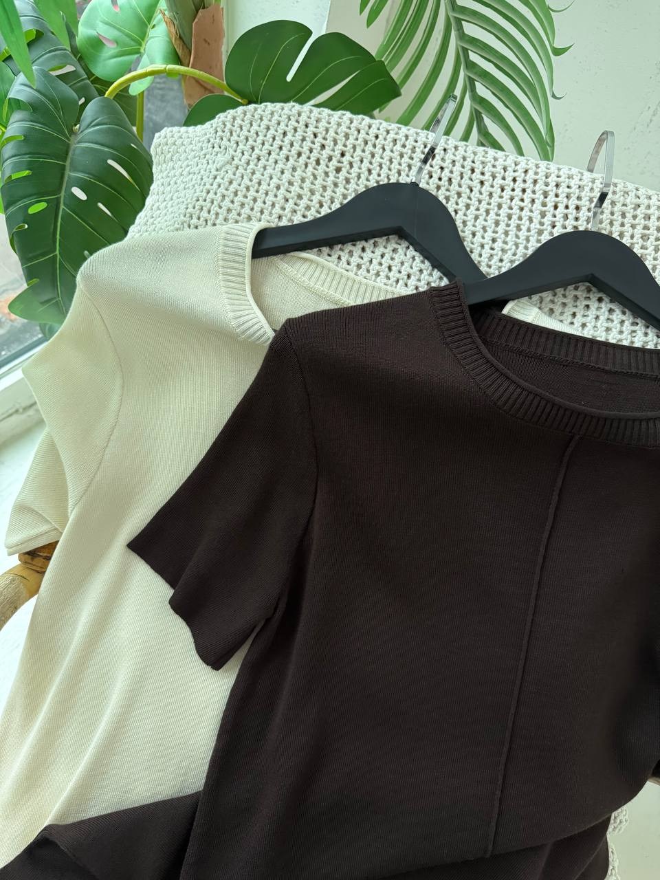 прямое платье,платье,трикотажное платье,женское платье,платье с круглым вырезом