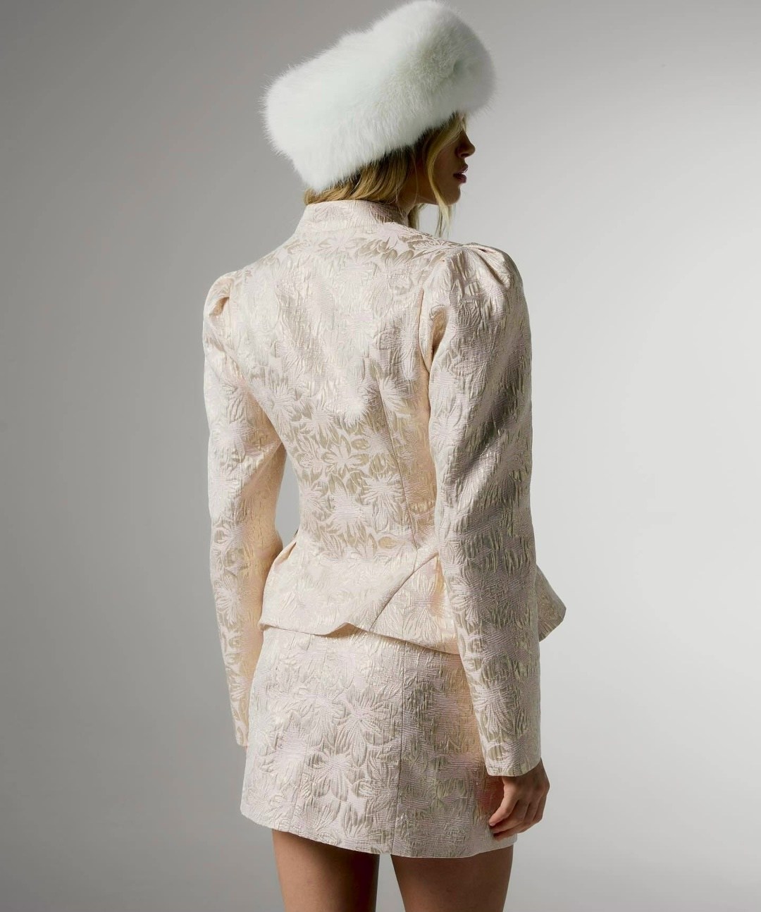 костюм женский с юбкой,костюм с юбкой,жакет и юбка,высокая мода,женские костюмы