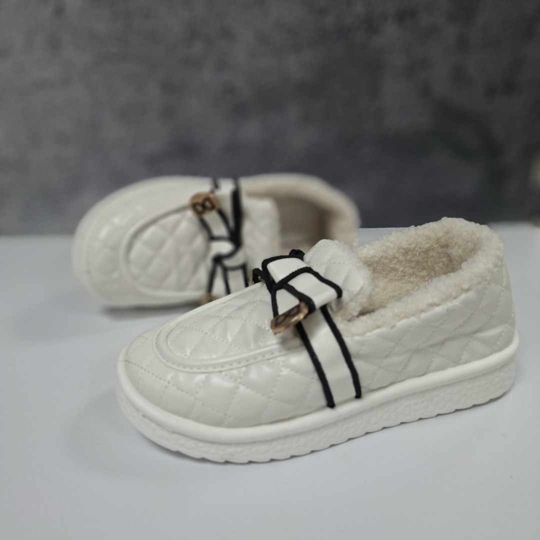, женская, для девочки,теплая ,кожаные мокасины с белой подошвой