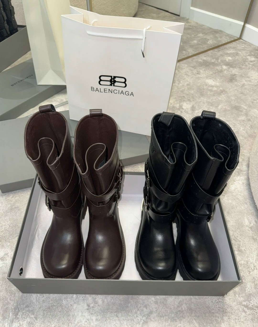 ,ботинки,сапоги balenciaga,женская ,сапоги