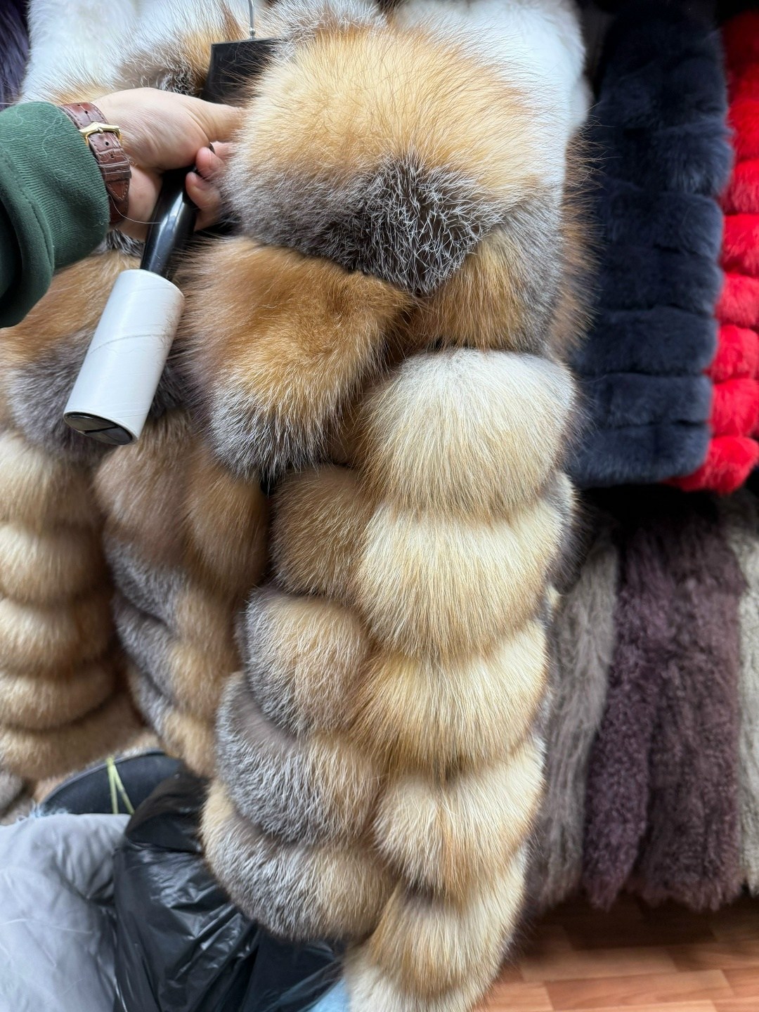 шуба песец,шуба из лисы,женская шуба из натурального лисьего меха,шуба из песца,шаль из натурального меха, женская зимняя ткань из натуральной лисы