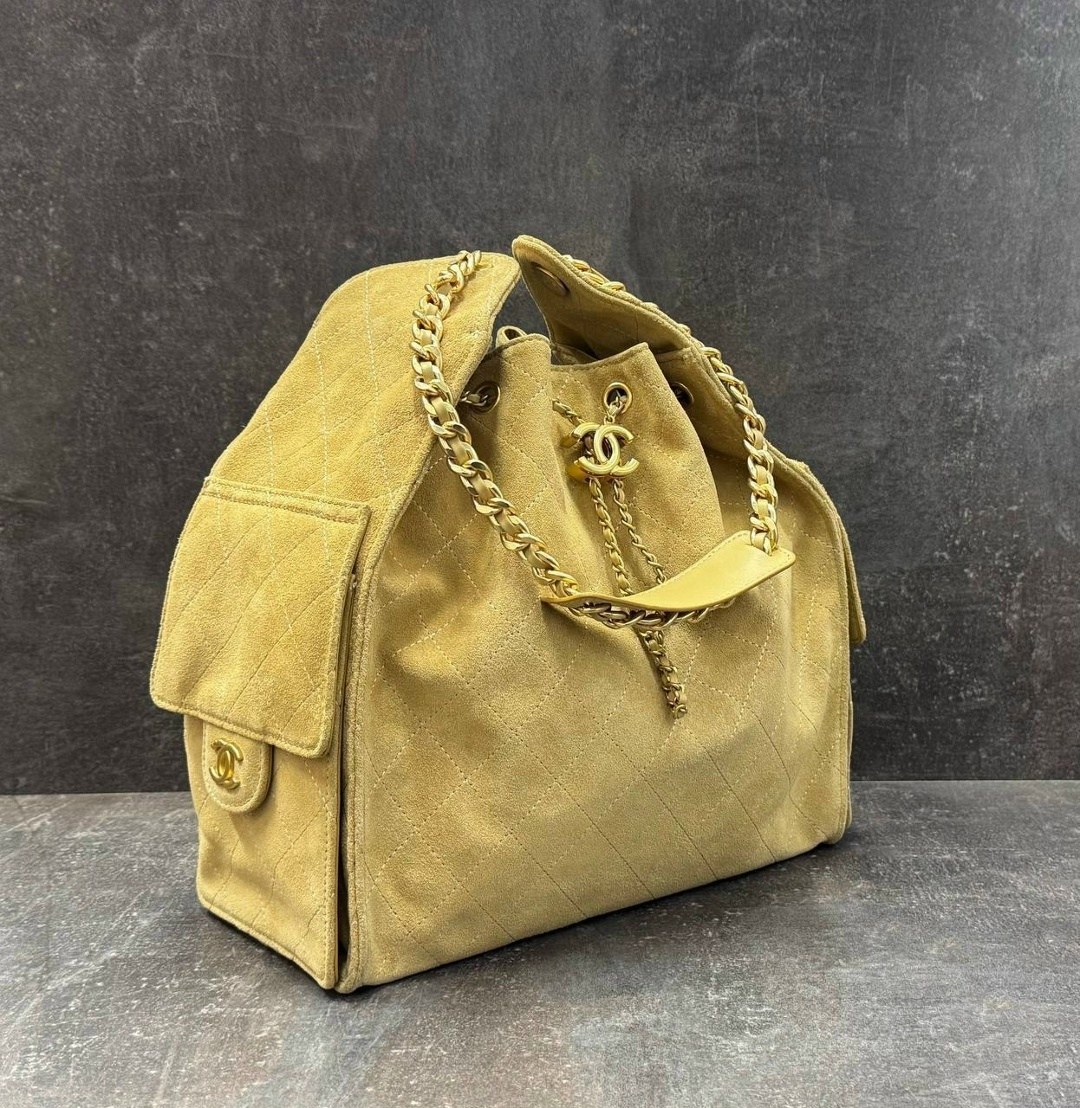 замшевая сумка chanel 25 medium бежевая,сумка chanel,серые женские сумки chanel,chanel сумка женская,женская замшевая сумка chanel 25 small