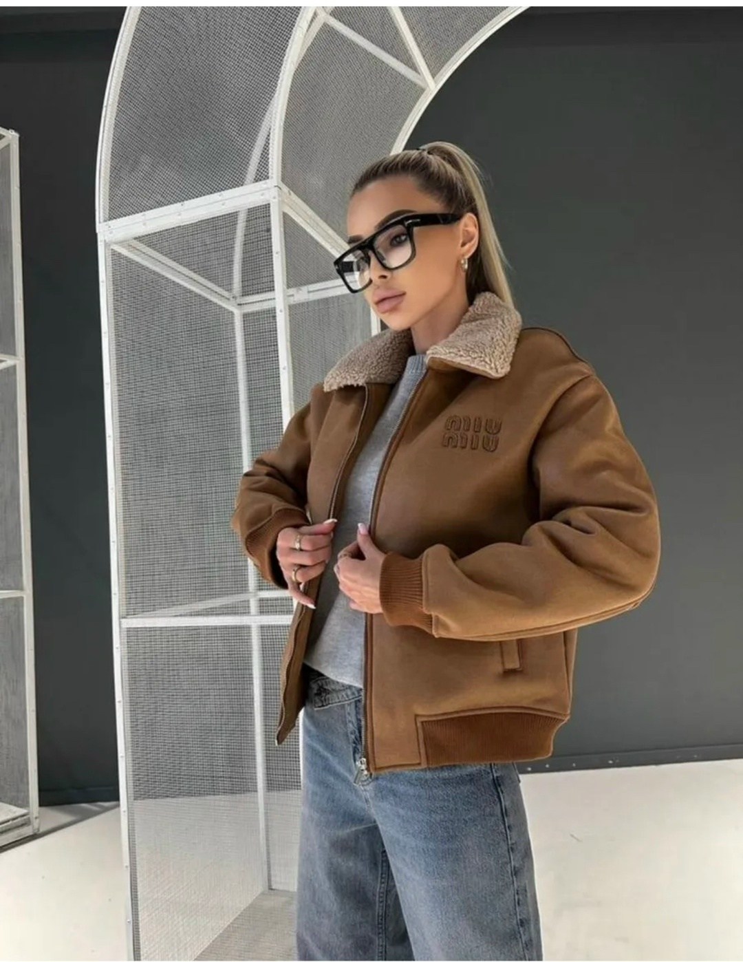 женская дубленка,стильная дубленка,дубленка оверсайз,замшевая куртка,дубленка авиатор женская