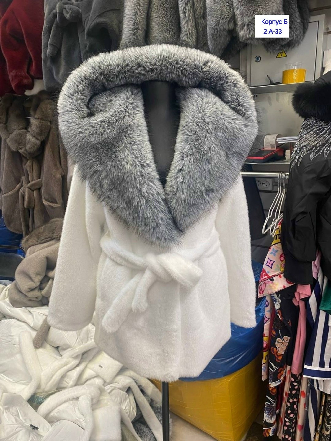белая норковая шуба,белая норковая шуба с капюшоном,норковая шуба с капюшоном,белая шуба,норковая шуба