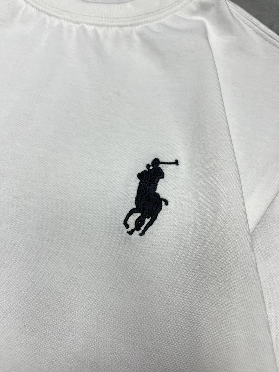 комплект спортивного костюма,спортивные костюм,мужские спортивные костюмы,комплект футболка и шорты,костюм мужской