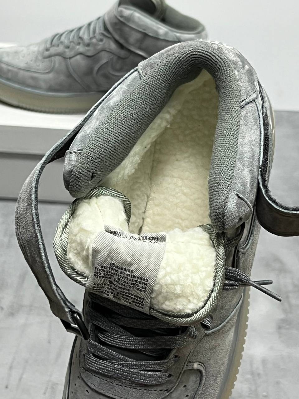 кроссовки nike air force 1 mid a117057 grey зимние с мехом,кроссовки зимние nike air force 1 high серые,кроссовки nike air force 1 mid grey зимние с мехом,зимние кроссовки nike air force 1 mid,nike ai