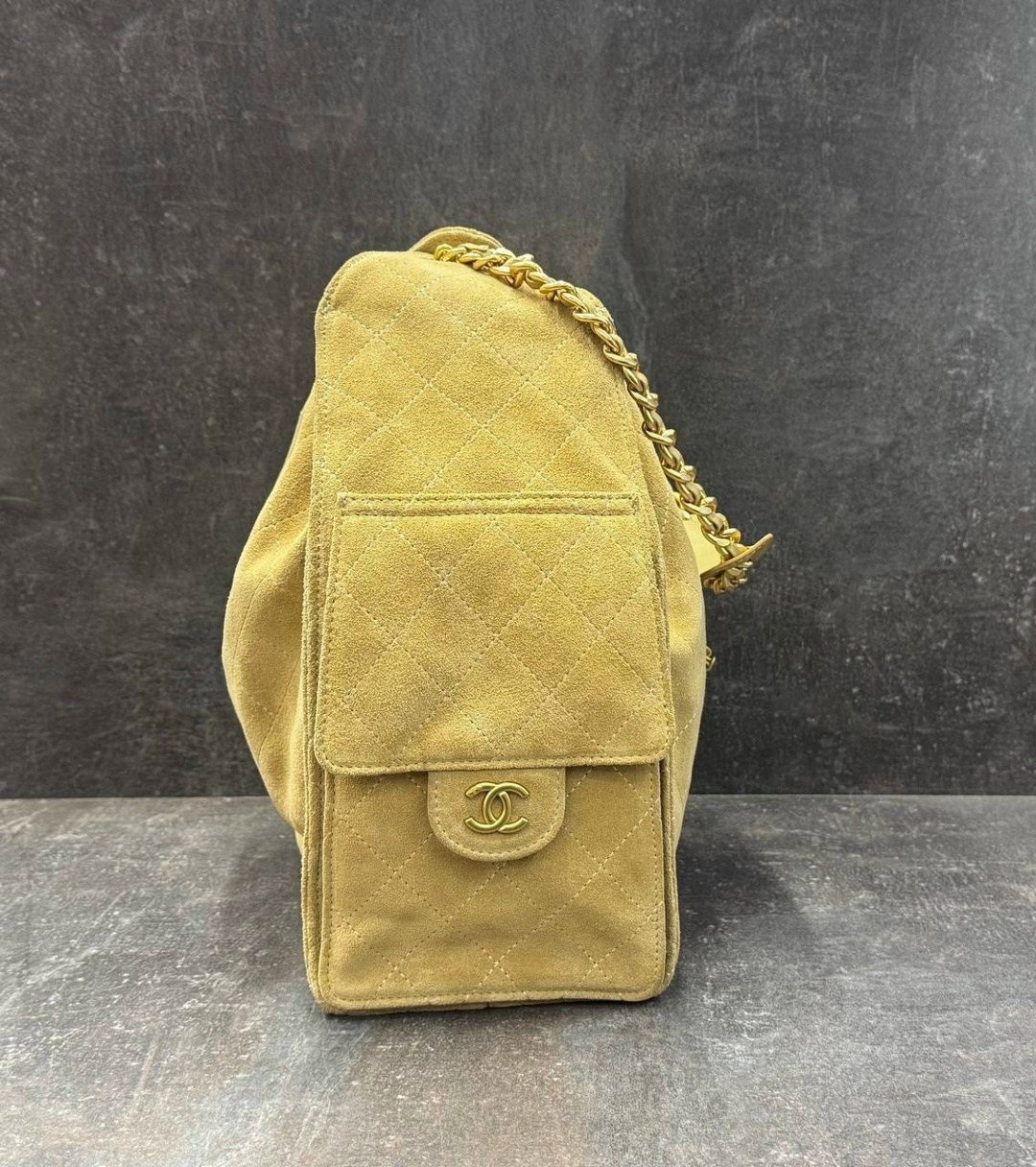 замшевая сумка chanel 25 medium бежевая,сумка chanel,серые женские сумки chanel,chanel сумка женская,женская замшевая сумка chanel 25 small