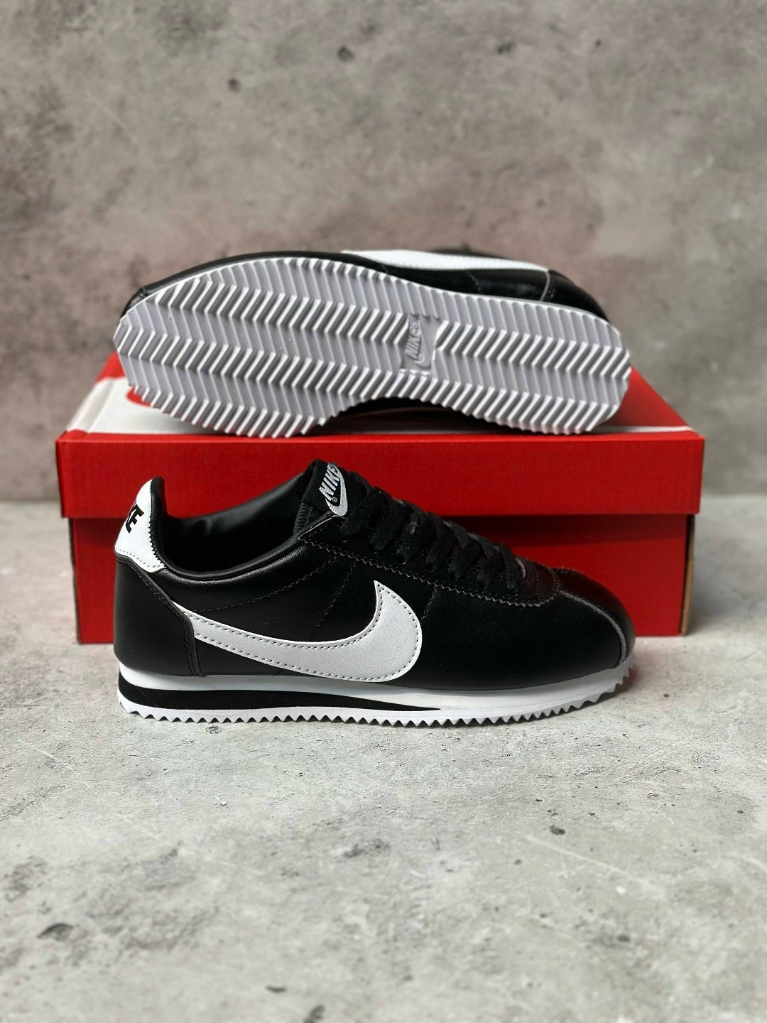 nike classic cortez leather,nike classic cortez,nike cortez,кроссовки мужские nike classic cortez,nike cortez classic leather black