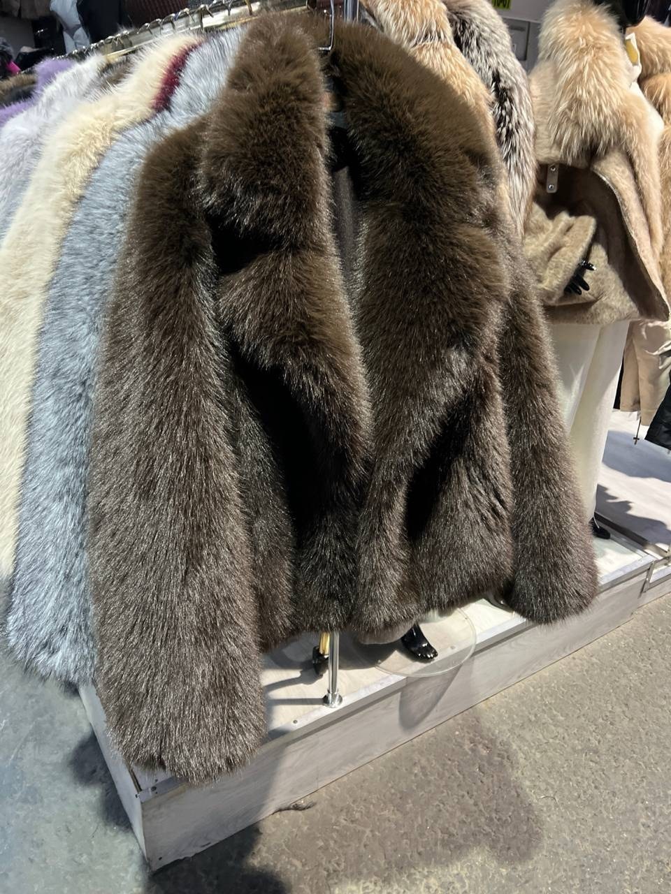 женская шуба,шуба искусственная,шуба,шуба из эко меха,шуба женская из искусственного меха