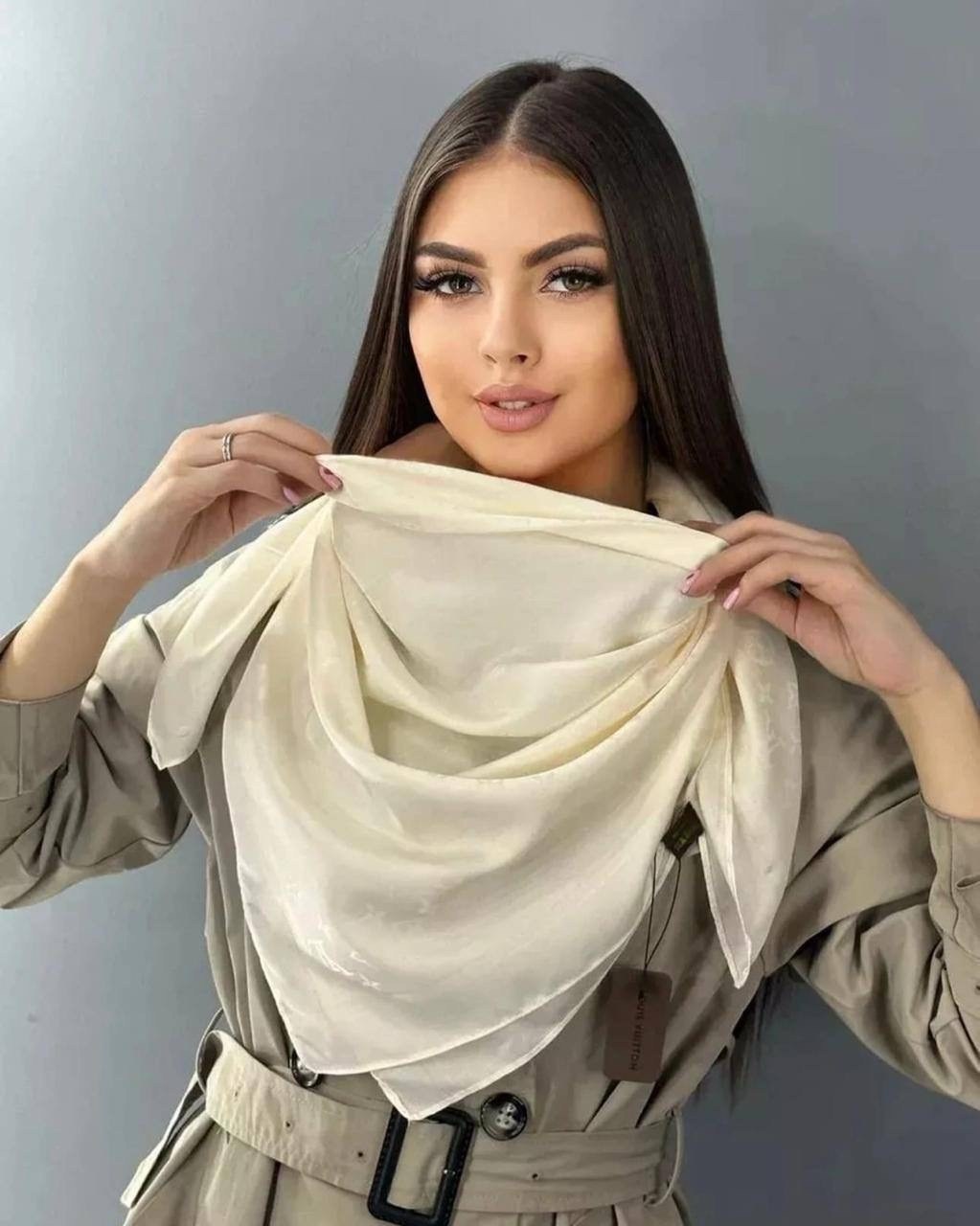 платки шелковый на голову и шею,шелковый однотонный платок,платки и шарфы,платки женские,платки шелковые брендовые на голове