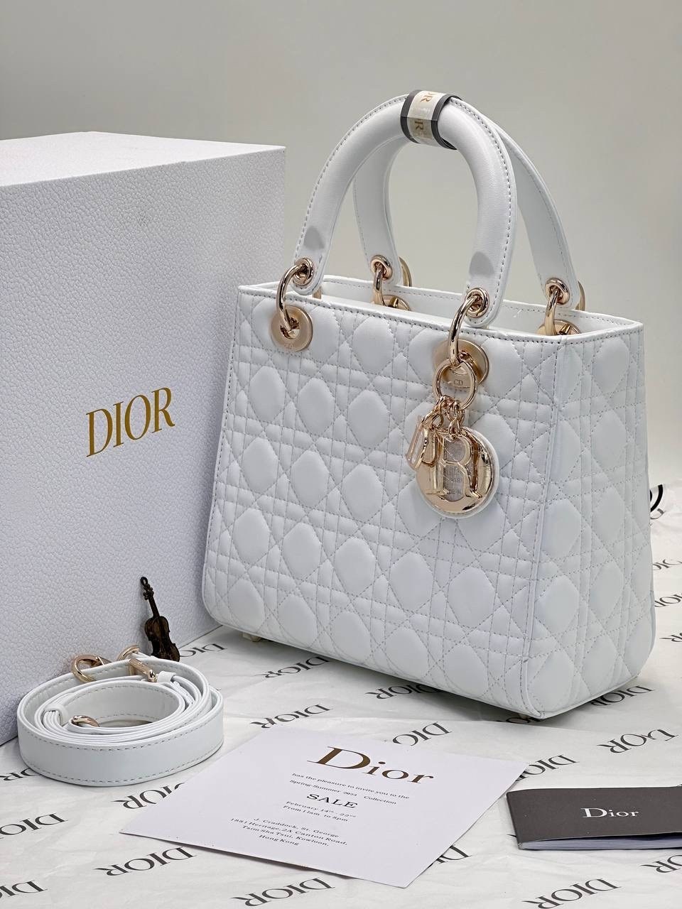 сумка диор белая,леди диор сумка,кристиан диор сумка,сумка диор,сумка диор леди ди