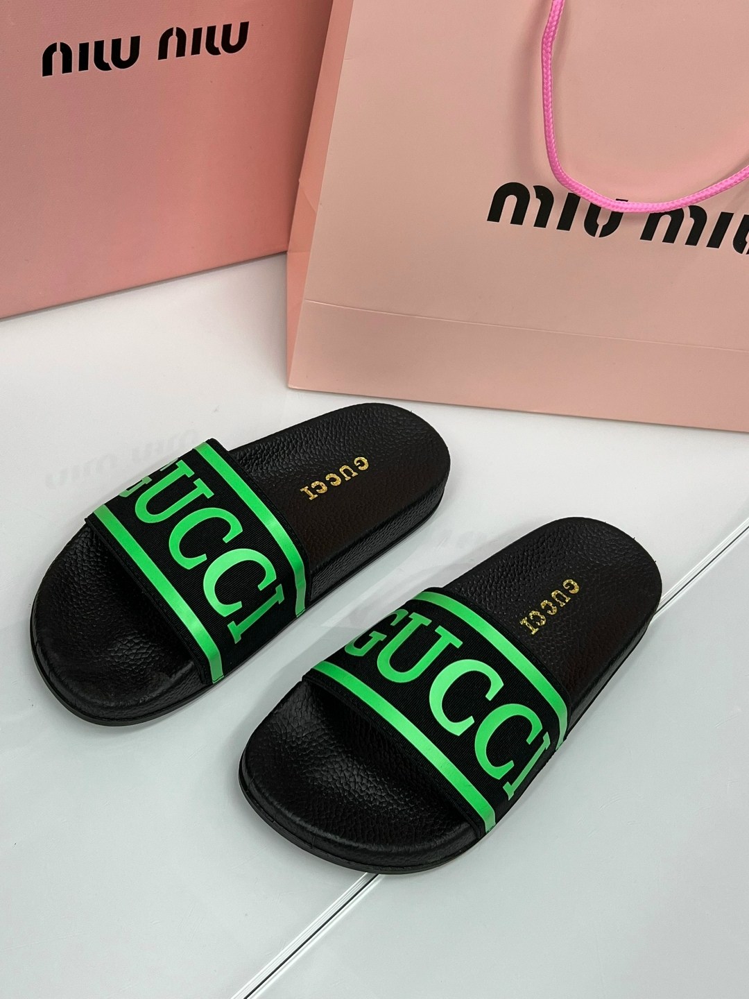 gucci flip flop,гуччи флип,шлепки гуччи мужские,,шлепанцы gucci