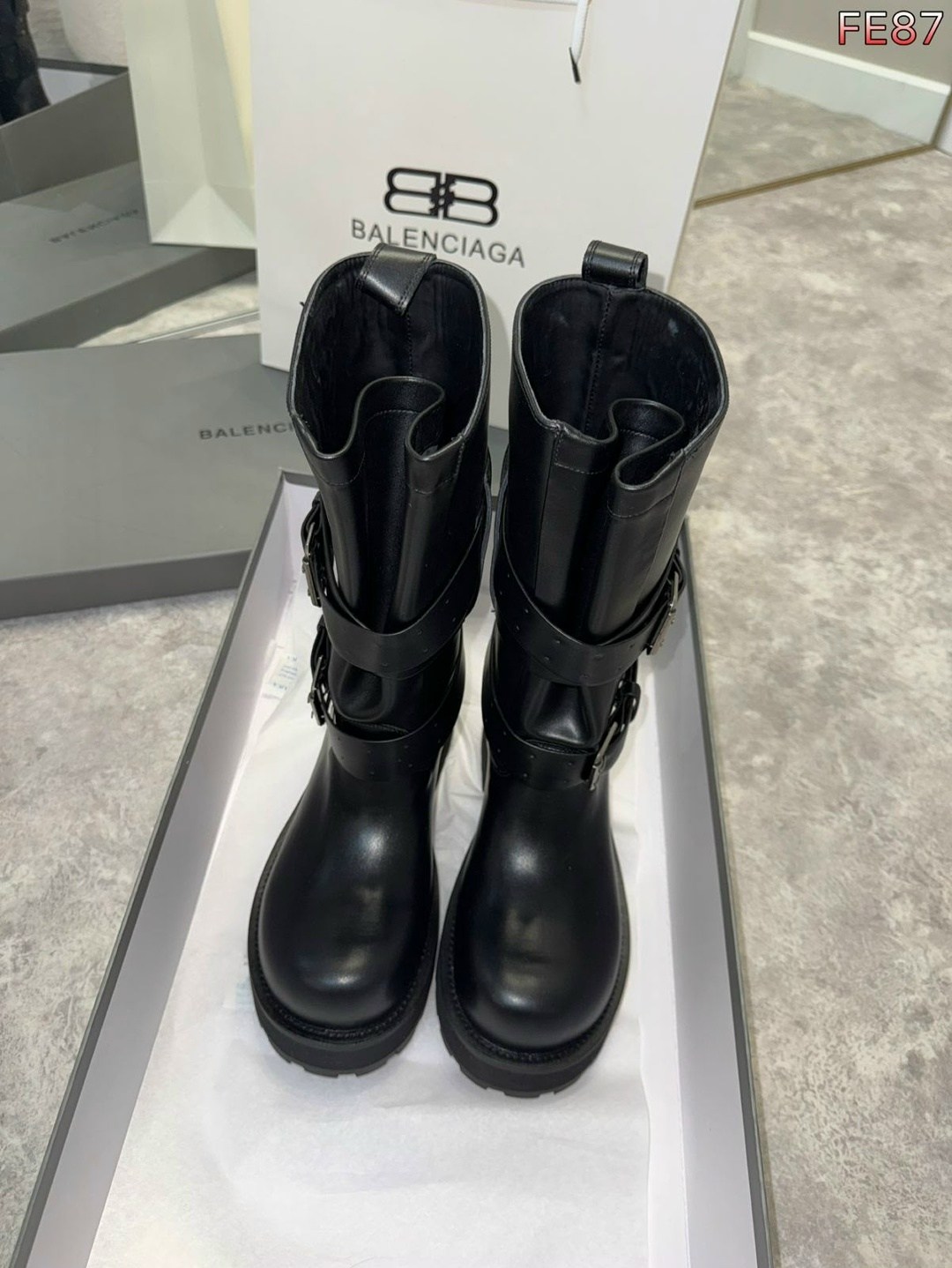 ,ботинки,сапоги balenciaga,женская ,сапоги