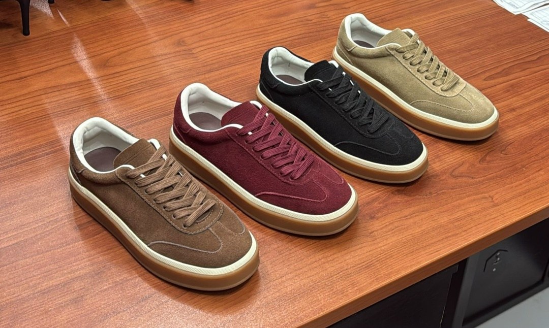 кроссовки loro piana,кеды loro piana,женские кроссовки из замши loro piana коричневые,,замшевые кроссовки