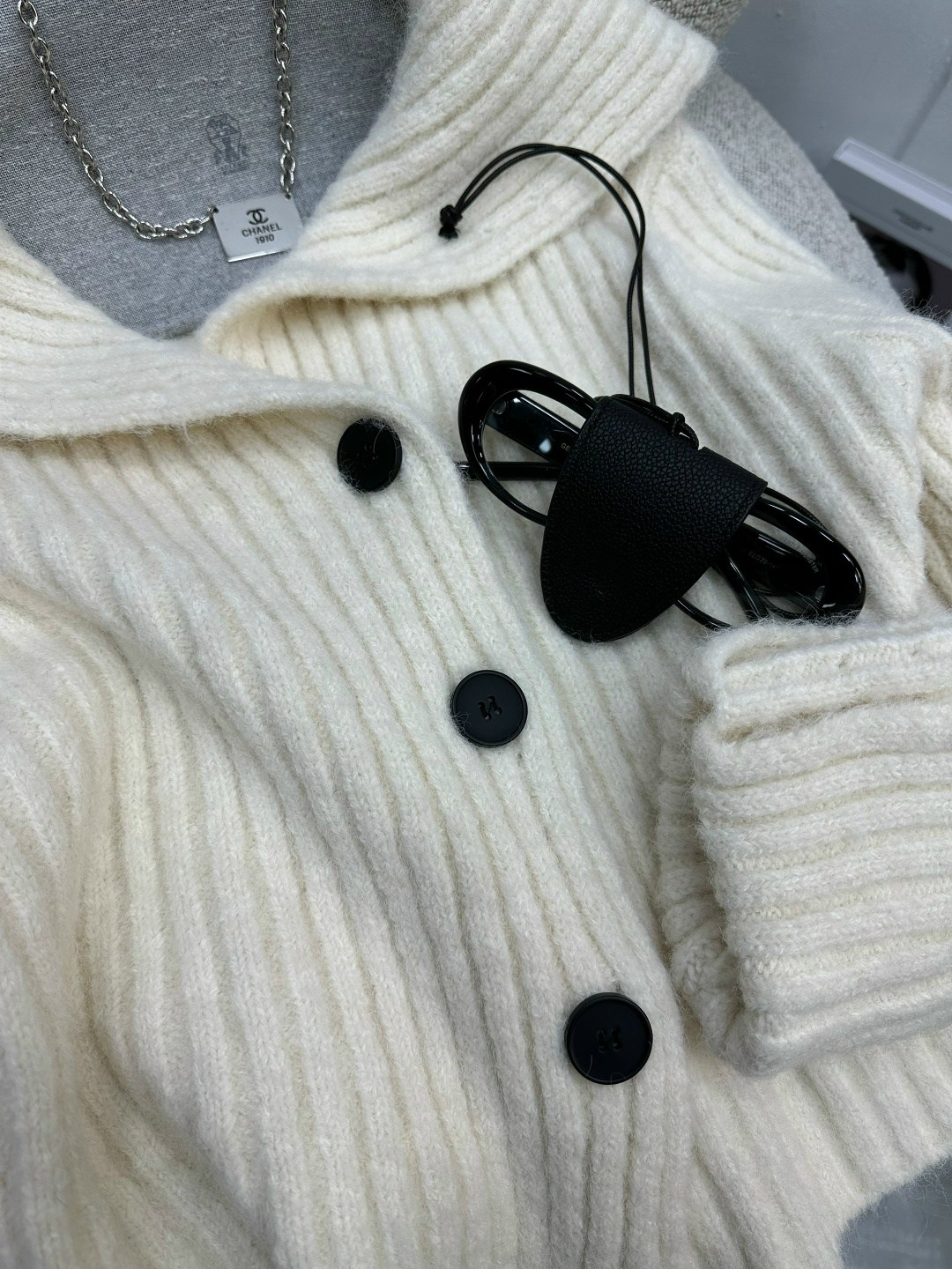 вязаный кардиган,кардиган,кардиган с воротником,кардиган женский,кардиган с длинными рукавами вязаный