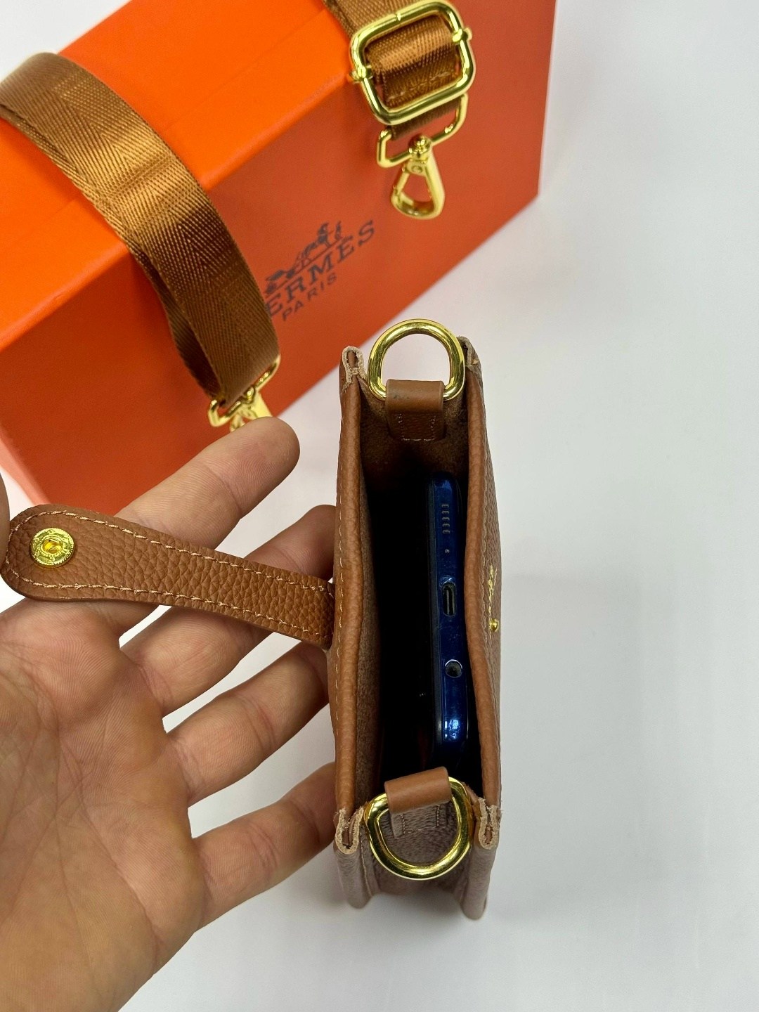 сумка hermes,женская сумка hermes для телефона,сумочка хермес мини,сумка для телефона hermes,телефон hermes