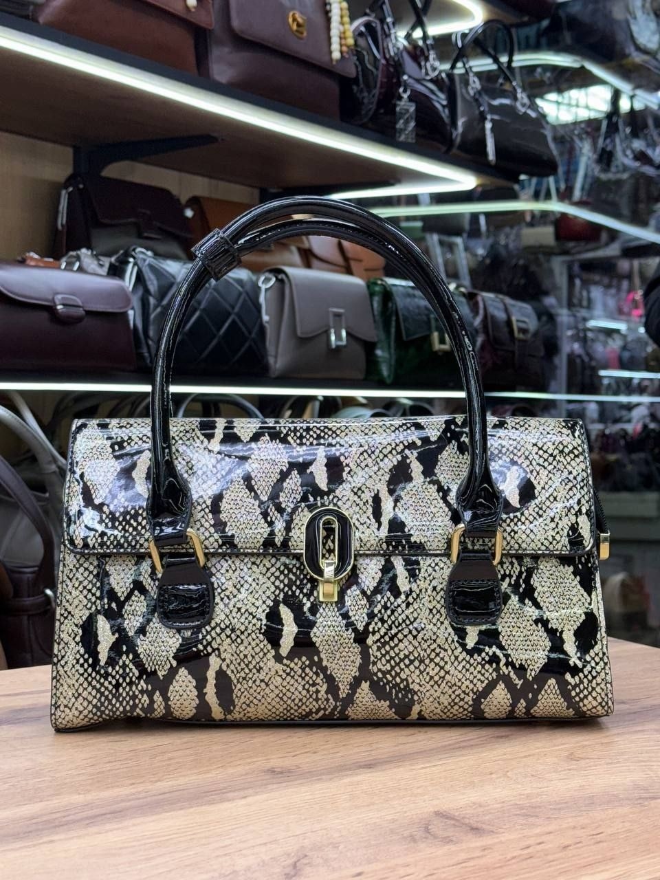женская сумочка с аллигатором,сумка-бостон женская из крокодиловой кожи,роскошная сумка из змеиной кожи,сумка женская,сумки для женщин